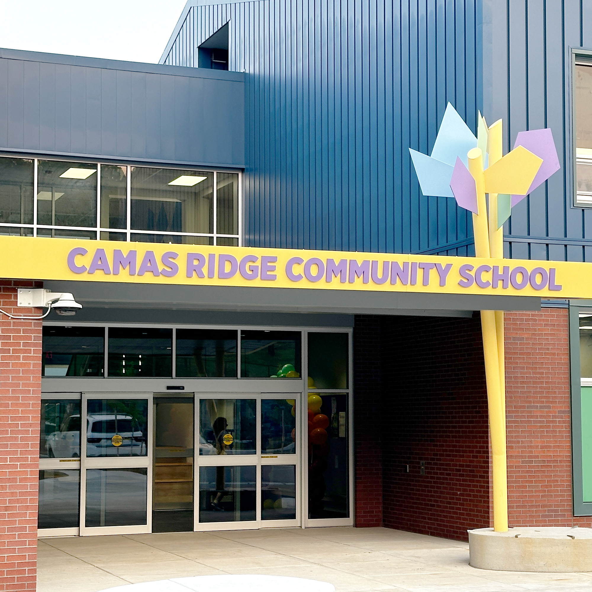 photo of exterior of Camas Ridge Community School